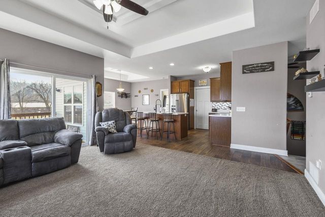 1215 Springbrook Drive, Baraboo, WI 53913