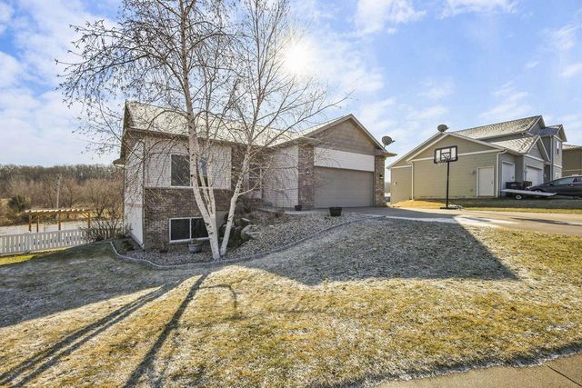 1215 Springbrook Drive, Baraboo, WI 53913