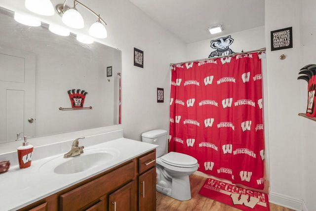 1215 Springbrook Drive, Baraboo, WI 53913