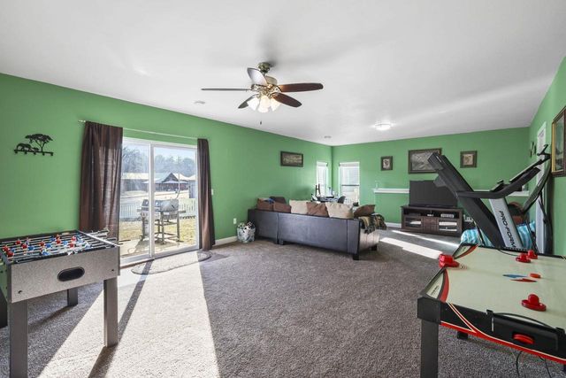 1215 Springbrook Drive, Baraboo, WI 53913