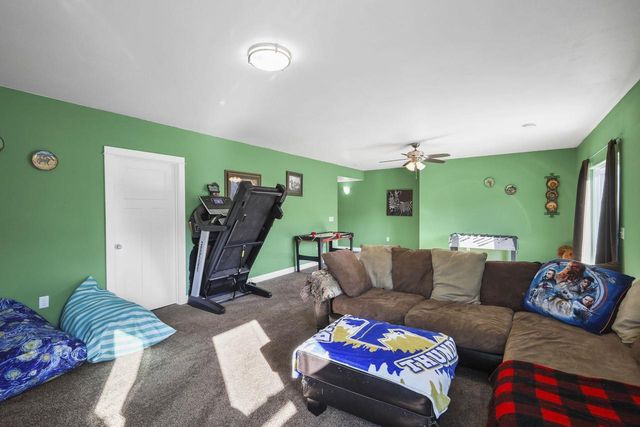 1215 Springbrook Drive, Baraboo, WI 53913