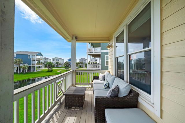 4139 King Rail Circle, Galveston, TX 77554
