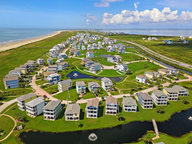 4139 King Rail Circle, Galveston, TX 77554