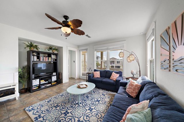 4139 King Rail Circle, Galveston, TX 77554
