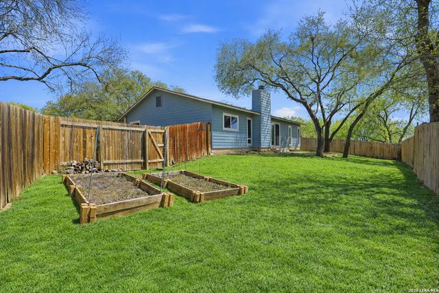 7106 Comanche Ridge Dr, Converse, TX 78109