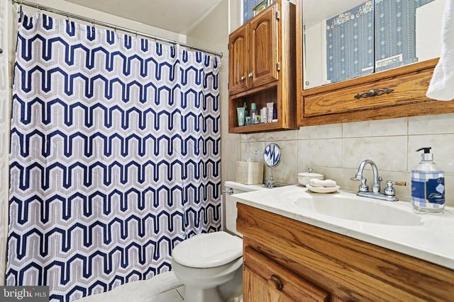 1638 DEVERS RD, York, PA 17404
