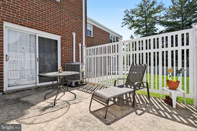 1638 DEVERS RD, York, PA 17404