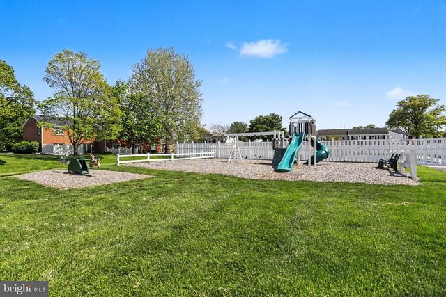 1638 DEVERS RD, York, PA 17404