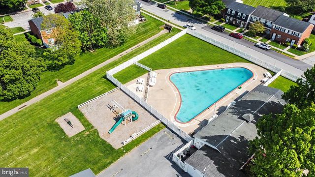 1638 DEVERS RD, York, PA 17404