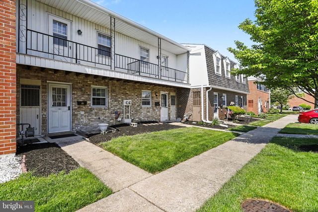 1638 DEVERS RD, York, PA 17404