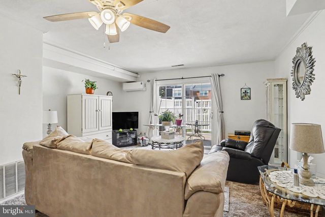 1638 DEVERS RD, York, PA 17404