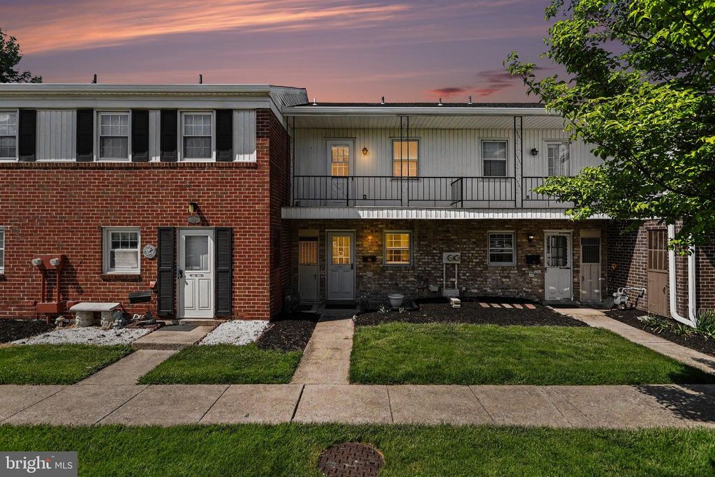 1638 DEVERS RD, York, PA 17404