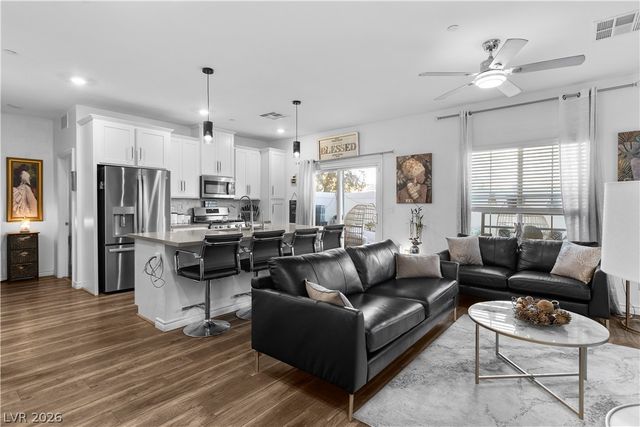 206 Callen Falls Avenue 1514, Henderson, NV 89011