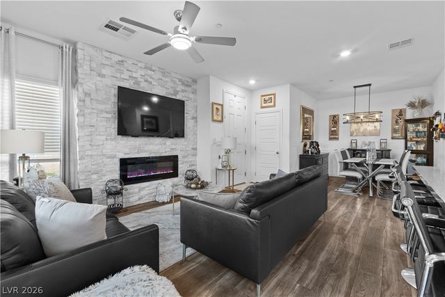 206 Callen Falls Avenue 1514, Henderson, NV 89011