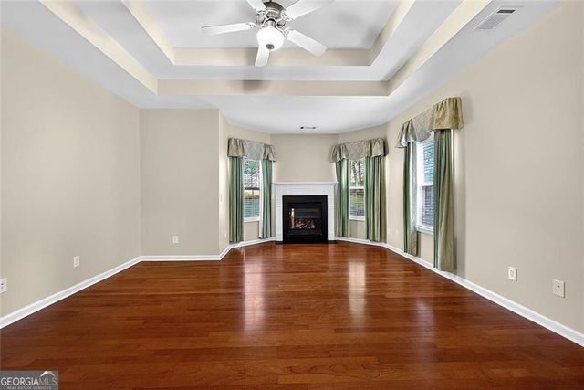 8004 Larksview Drive, Fairburn, GA 30213