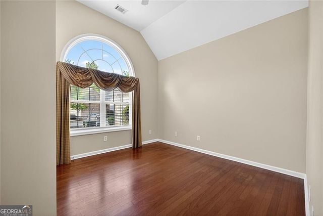 8004 Larksview Drive, Fairburn, GA 30213