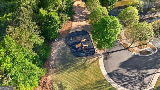 8004 Larksview Drive, Fairburn, GA 30213