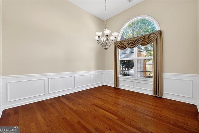 8004 Larksview Drive, Fairburn, GA 30213