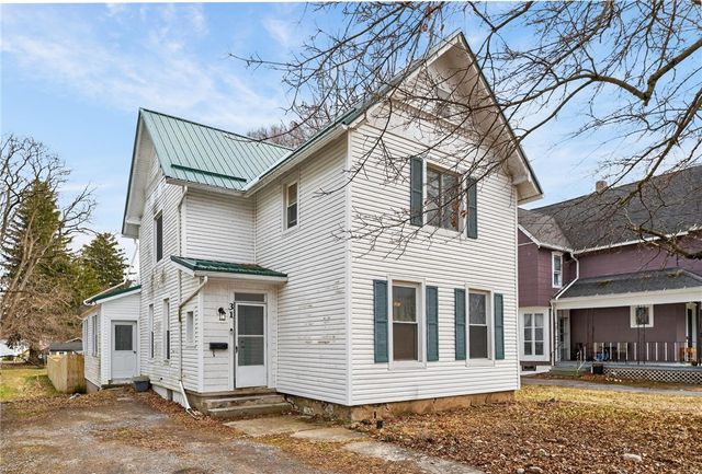 31 Church Street, Phelps, NY 14532