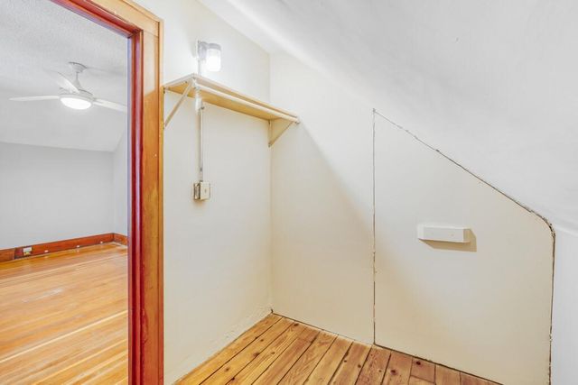 2718 Sheridan Avenue N, Minneapolis, MN 55411