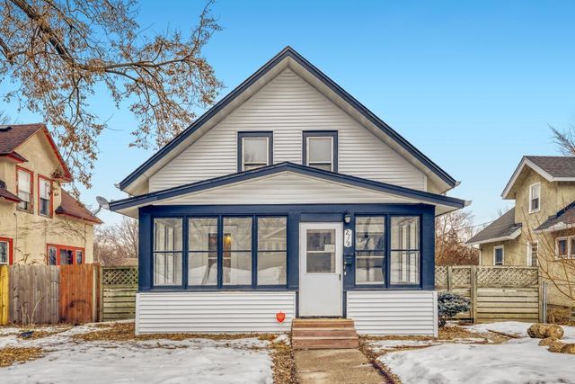 2718 Sheridan Avenue N, Minneapolis, MN 55411