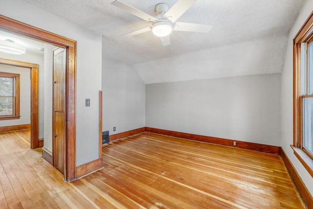 2718 Sheridan Avenue N, Minneapolis, MN 55411