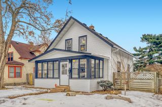 2718 Sheridan Avenue N, Minneapolis, MN 55411