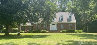 792 W Holtzmuller Road, West Manchester, OH 45382