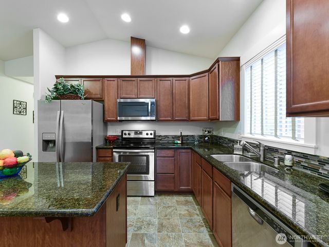 14301 24th Avenue E, Tacoma, WA 98445