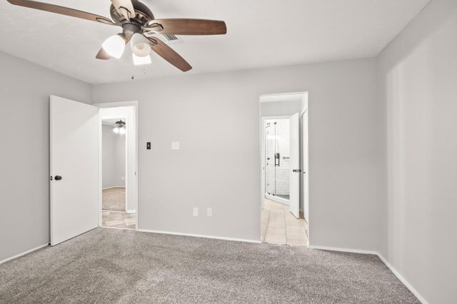 35 N Wavy Oak Circle, The Woodlands, TX 77381