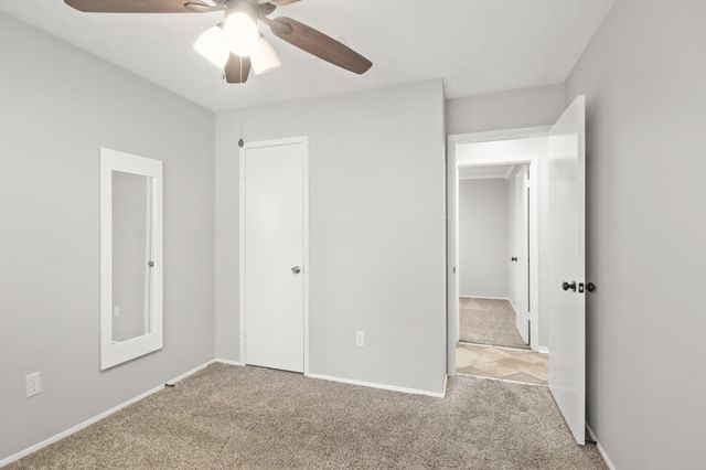 35 N Wavy Oak Circle, The Woodlands, TX 77381