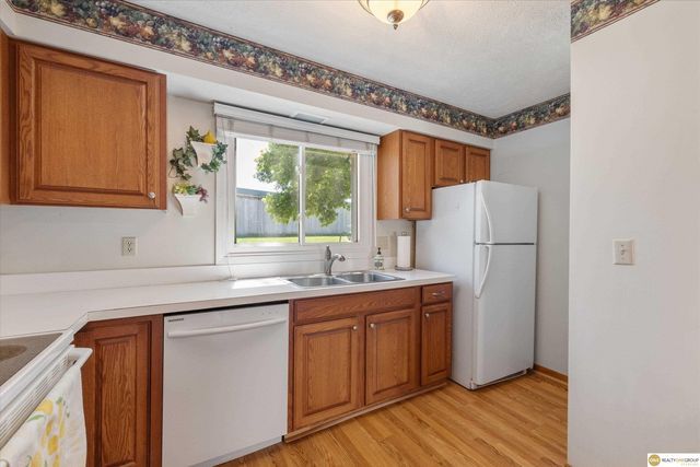 12136 Burt Street, Omaha, NE 68154