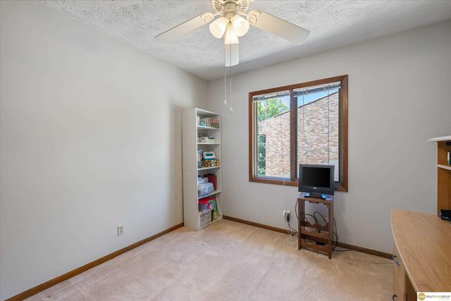 12136 Burt Street, Omaha, NE 68154