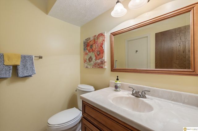 12136 Burt Street, Omaha, NE 68154