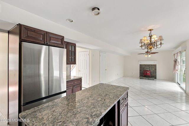 8 Lindner Lane, Howell, NJ 07731