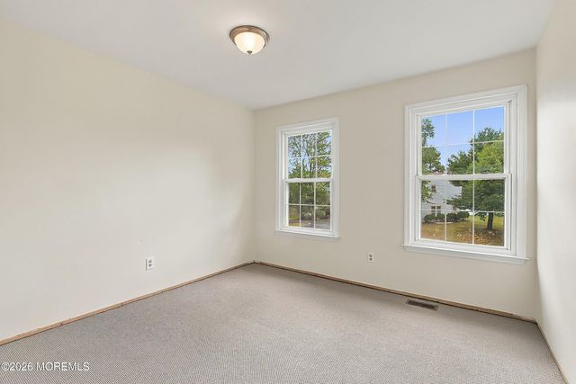 8 Lindner Lane, Howell, NJ 07731