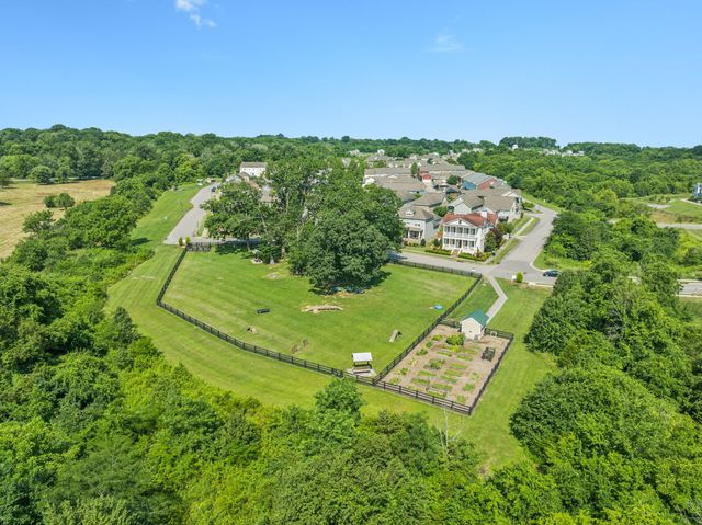 405 Corner Aly, Nolensville, TN 37135
