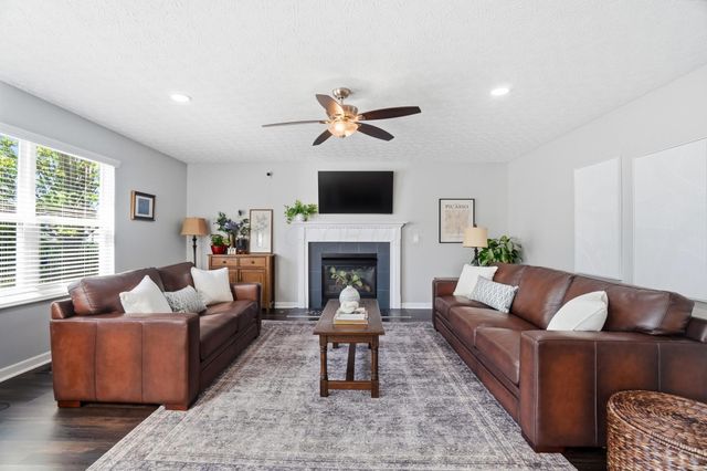 2085 Parklawn Drive, Lewis Center, OH 43035