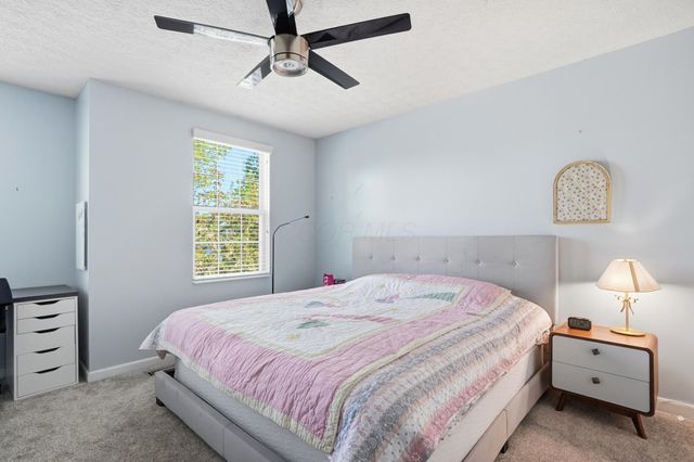 2085 Parklawn Drive, Lewis Center, OH 43035