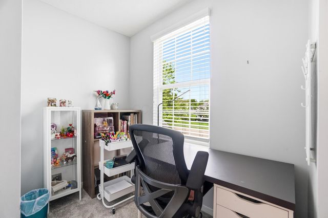 2085 Parklawn Drive, Lewis Center, OH 43035