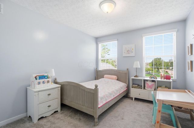 2085 Parklawn Drive, Lewis Center, OH 43035