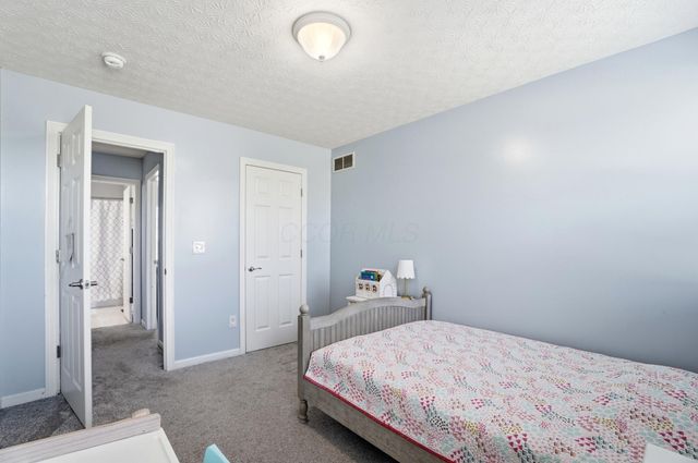 2085 Parklawn Drive, Lewis Center, OH 43035