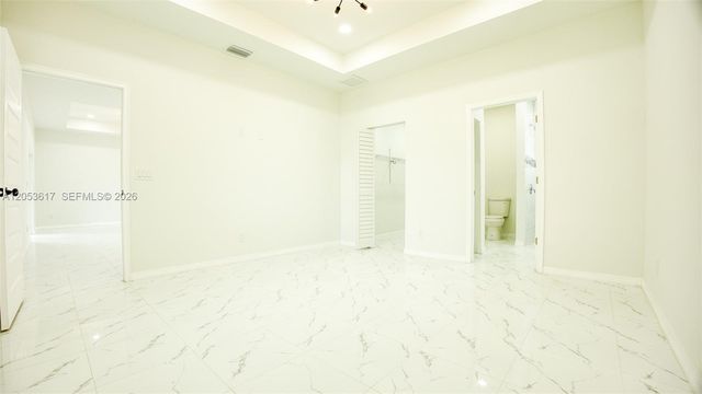 2524 LAKEVIEW DR, Lehigh Acres, FL 33936