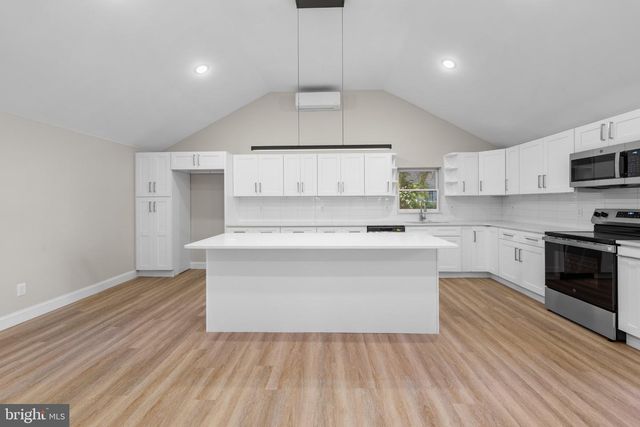 3431 CHESTNUT AVE, Feasterville Trevose, PA 19053