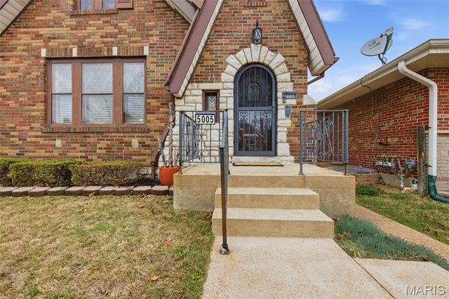 5005 Parker Avenue, St Louis, MO 63139