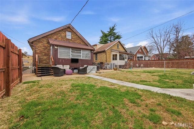 5005 Parker Avenue, St Louis, MO 63139