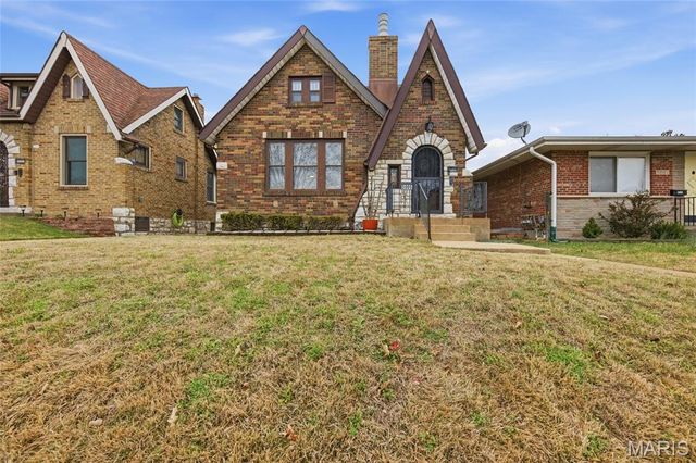 5005 Parker Avenue, St Louis, MO 63139