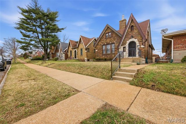 5005 Parker Avenue, St Louis, MO 63139