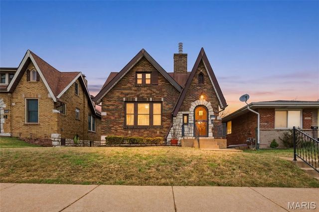 5005 Parker Avenue, St Louis, MO 63139