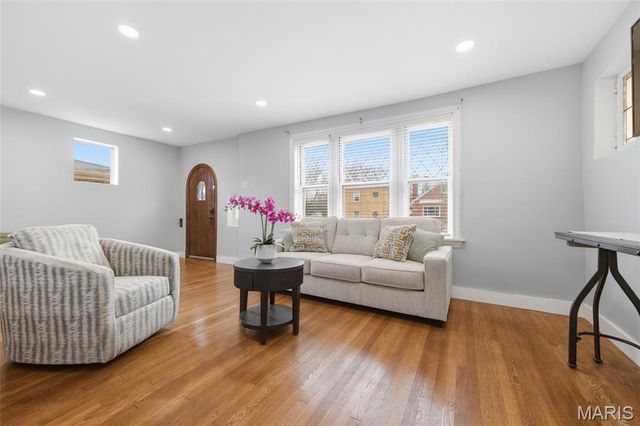 5005 Parker Avenue, St Louis, MO 63139